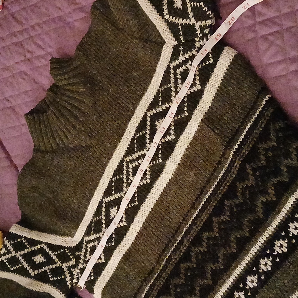 Sweater Bundle - Picture 9 of 9